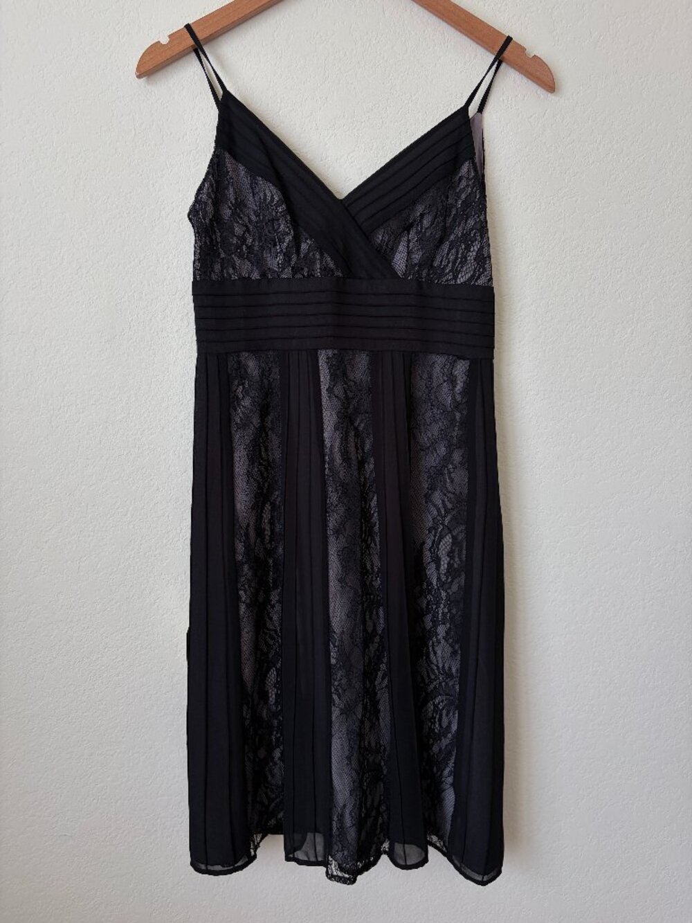 New LOFT Dress Womens 2P Petite Black Lace Chiffon Party Cocktail Dark Romantic